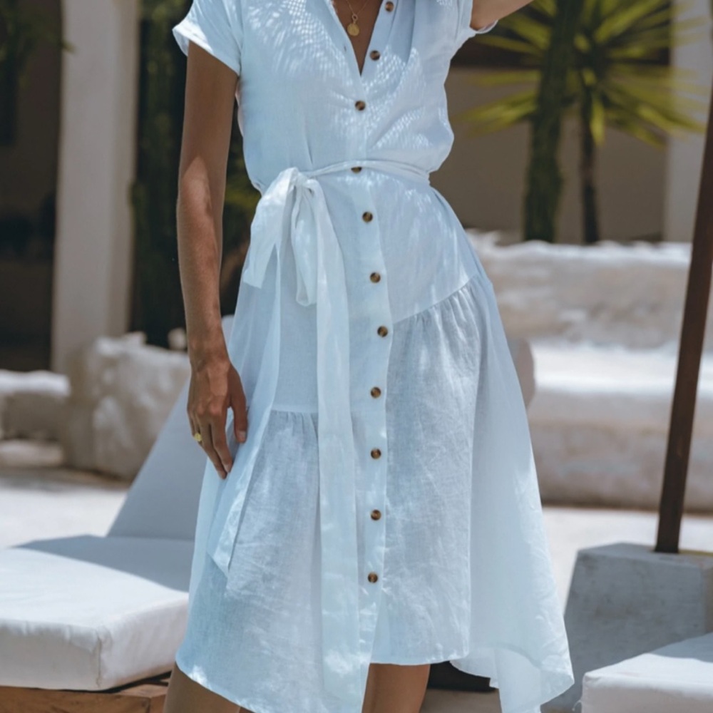 Aura White Button-Front Midi Dress – Size Small